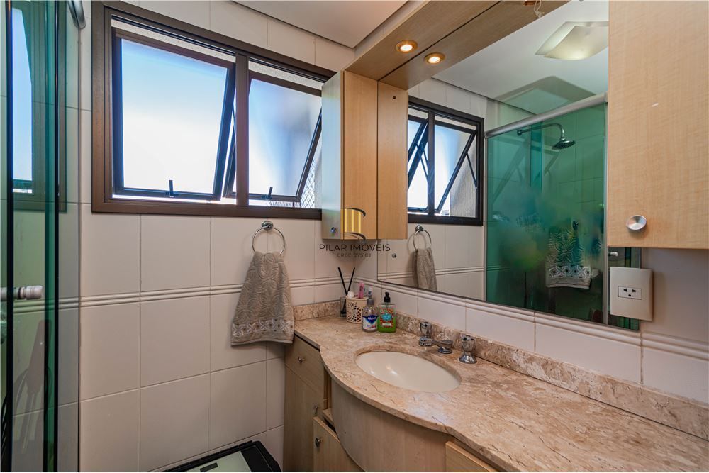 Apartamento 2 dormitórios no bairro Menino Deus