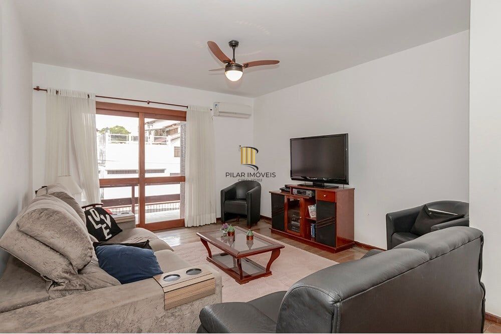 Casa 4 dormitórios no bairro Jardim Itu