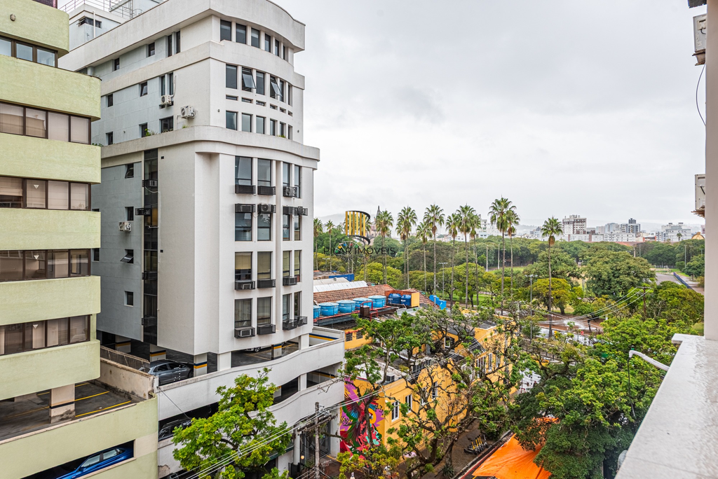 Apartamento 3 dormitórios no bairro Bom Fim