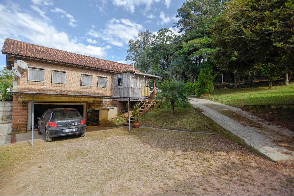 Fazenda no bairro Centro