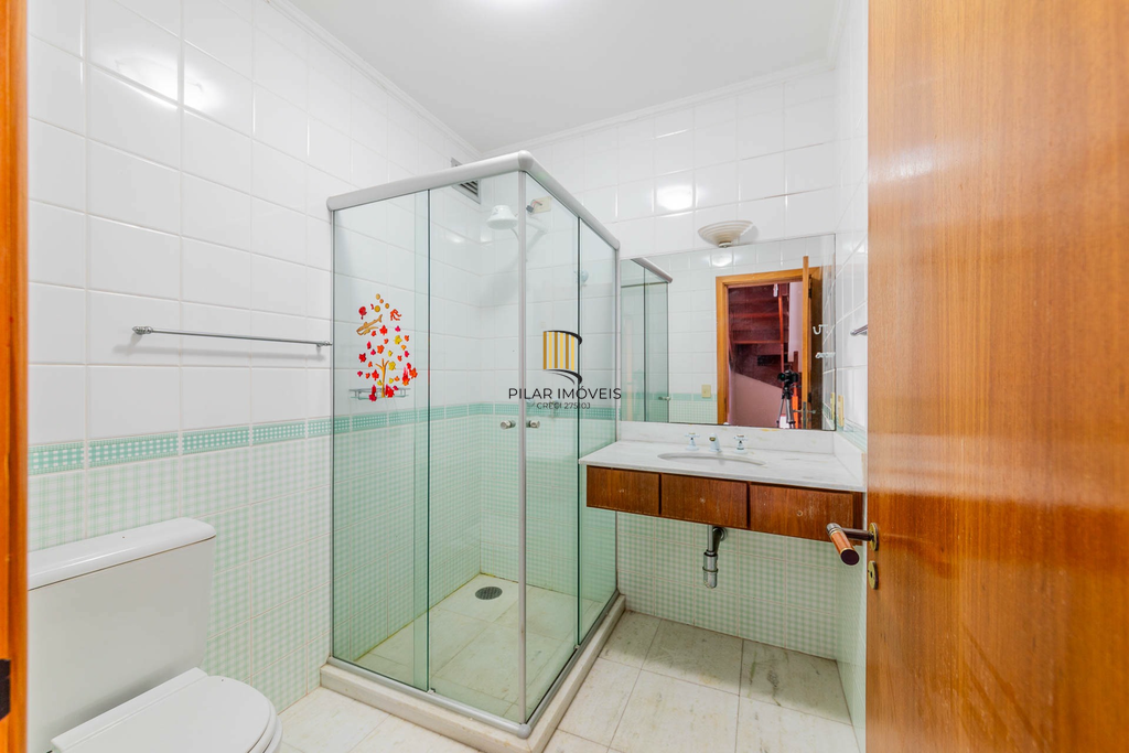 Casa de Condomínio 3 dormitórios no bairro Três Figueiras