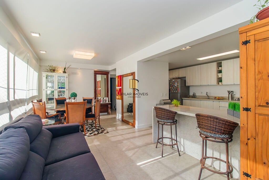 Apartamento 3 dormitórios no bairro Menino Deus