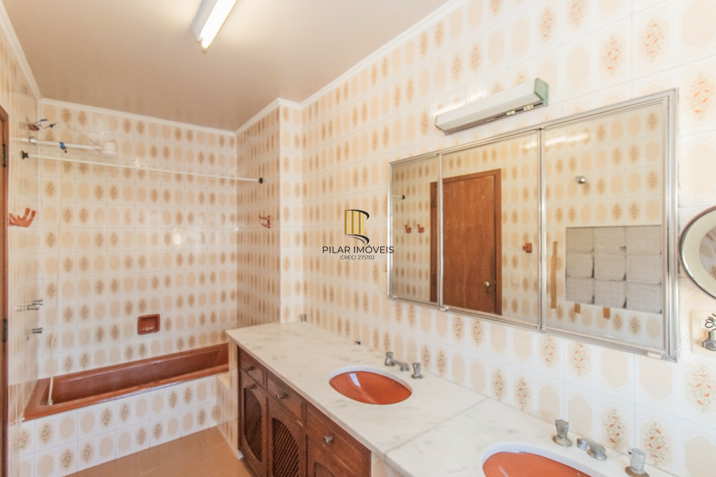 Casa 4 dormitórios no bairro Boa Vista