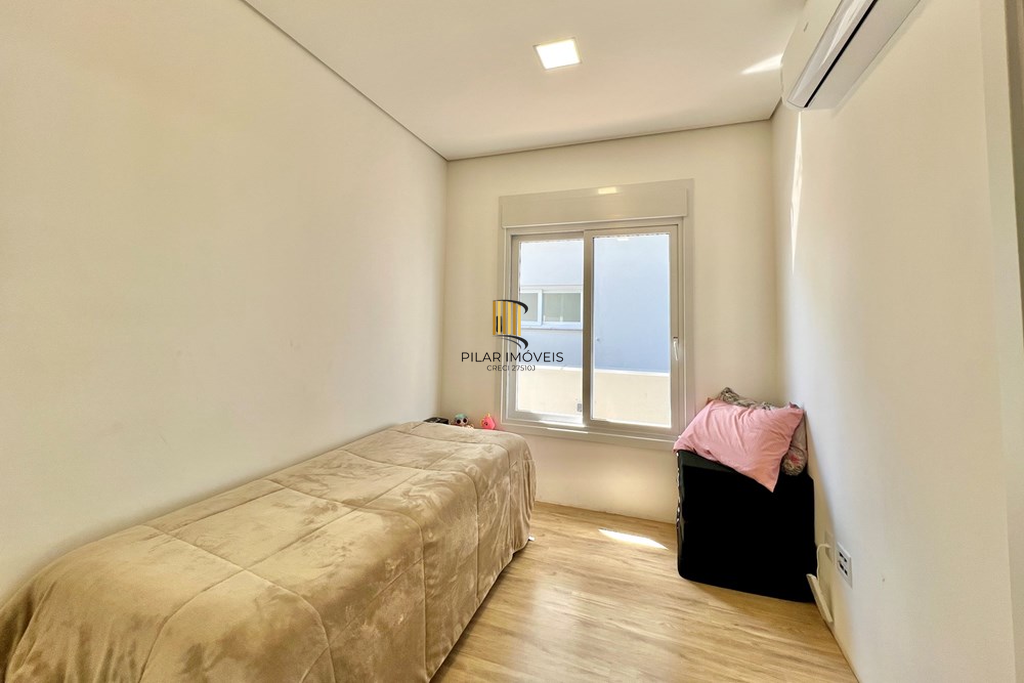 Casa de Condomínio 3 dormitórios no bairro Sanga Funda