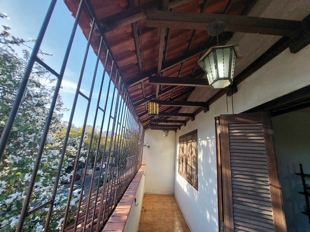 Casa 5 dormitórios no bairro Rio Branco