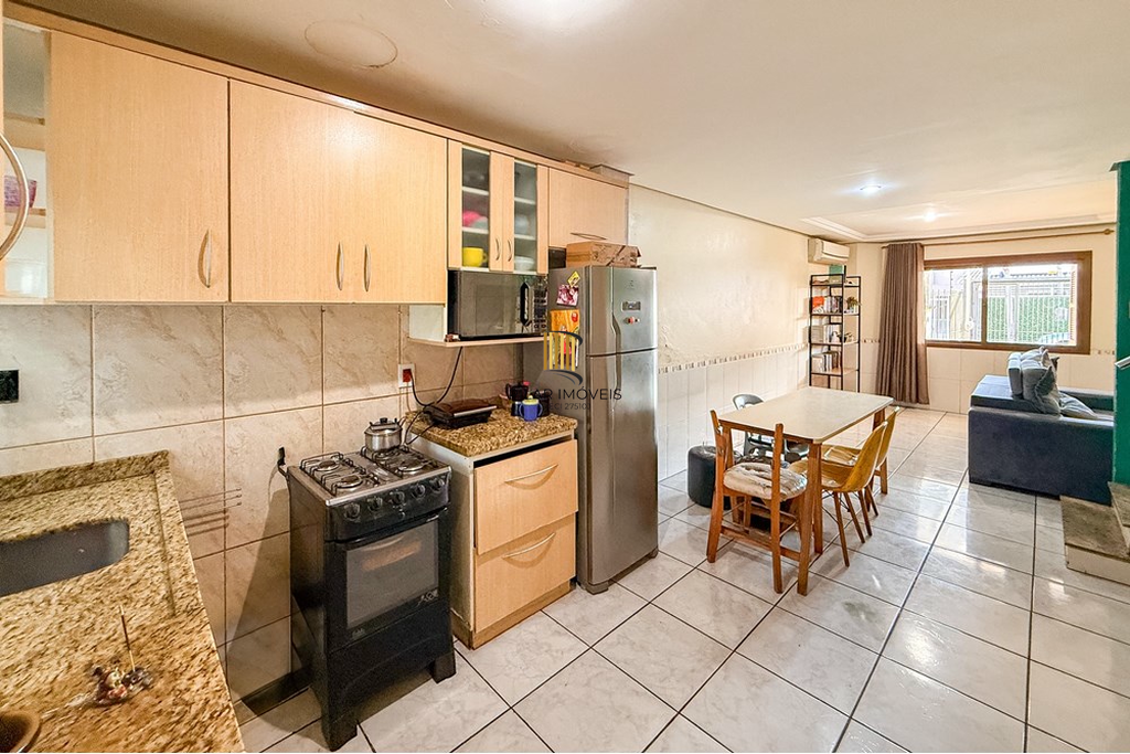 Casa 3 dormitórios no bairro Niterói
