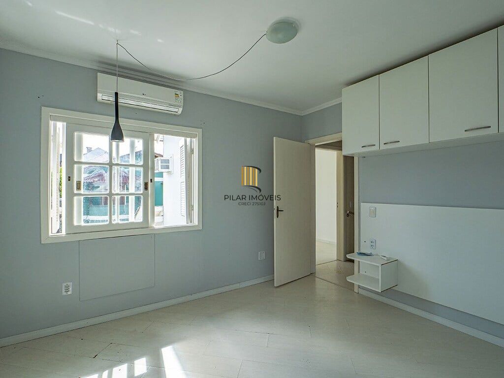 Casa 3 dormitórios no bairro Sarandi