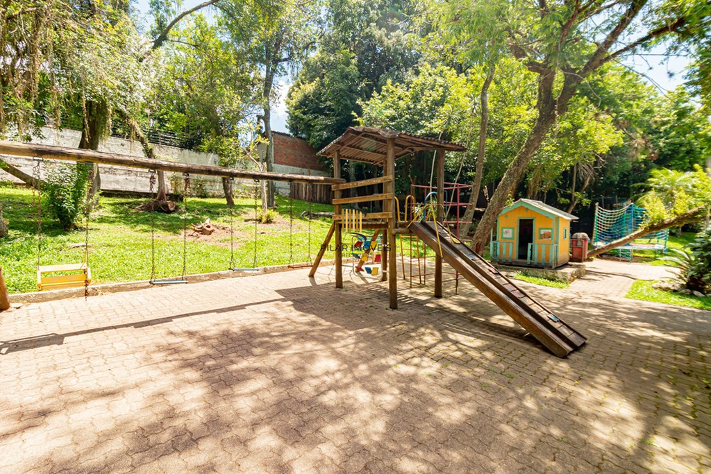 Casa de Condomínio 4 dormitórios no bairro Passo das Pedras