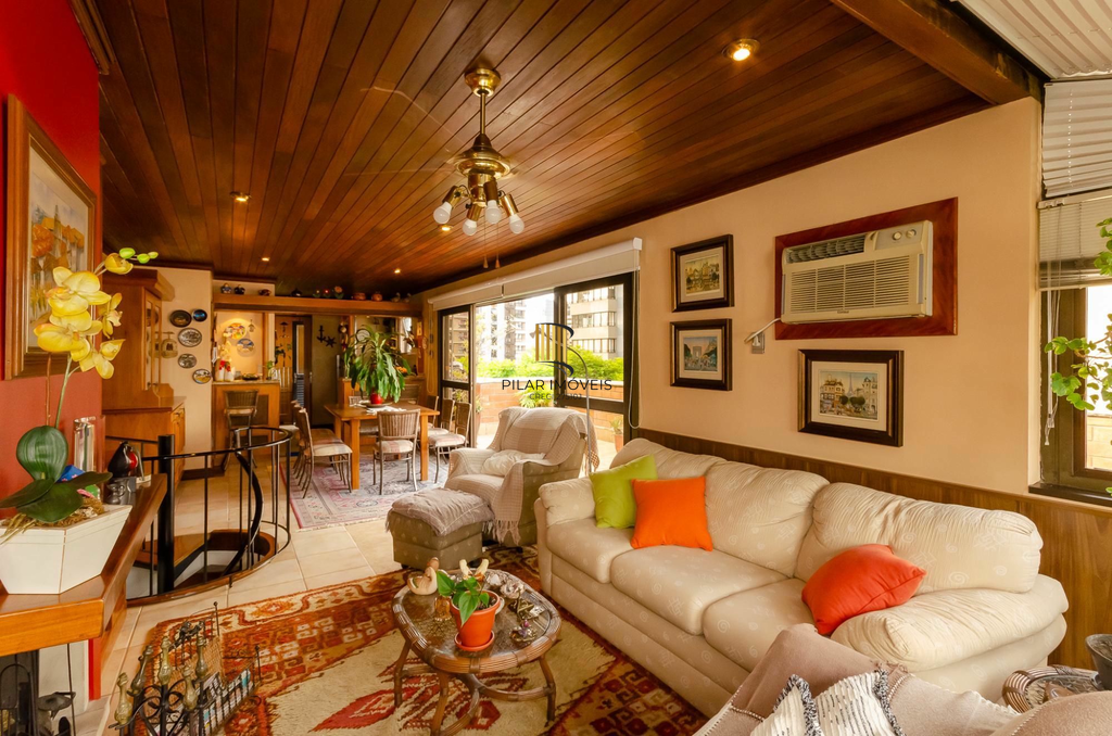 Cobertura 3 dormitórios no bairro Petrópolis