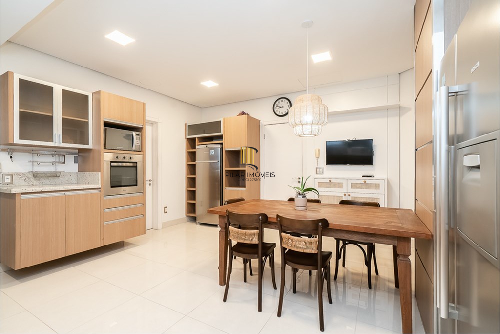 Cobertura 4 dormitórios no bairro Moinhos de Vento