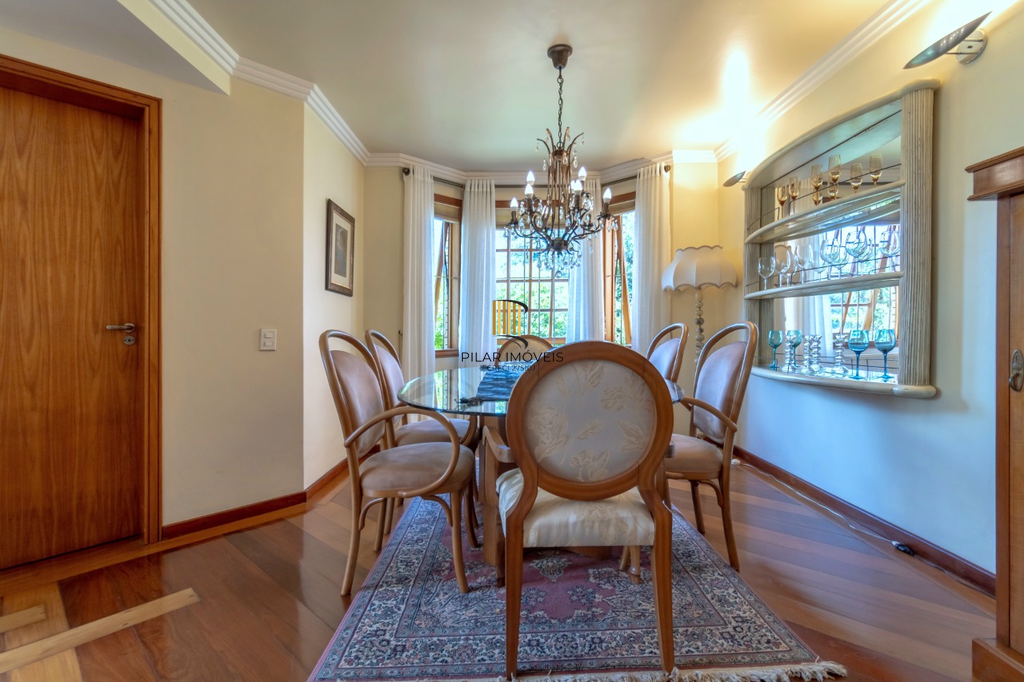 Casa 3 dormitórios no bairro Vila Suzana