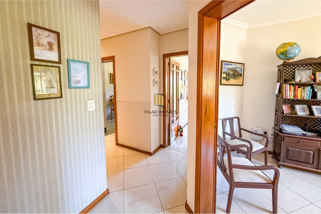 Casa 6 dormitórios no bairro Marechal Rondon