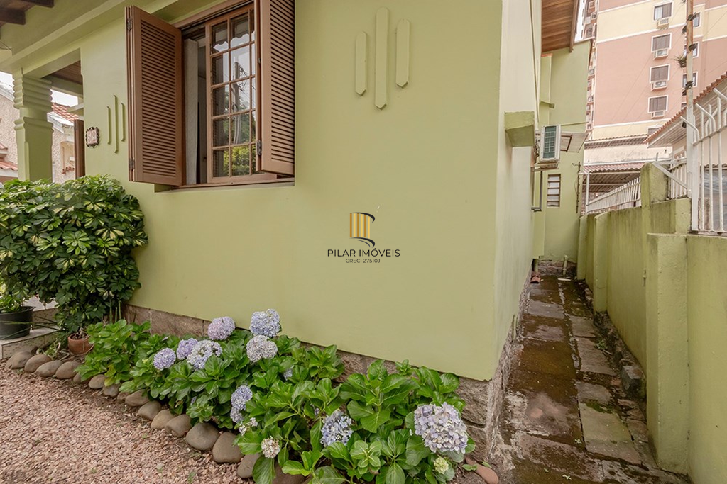 Casa 2 dormitórios no bairro Teresópolis