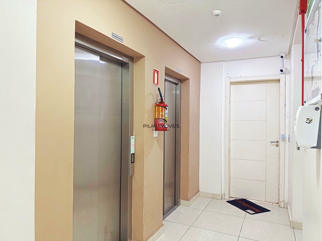 Apartamento 2 dormitórios no bairro Santana