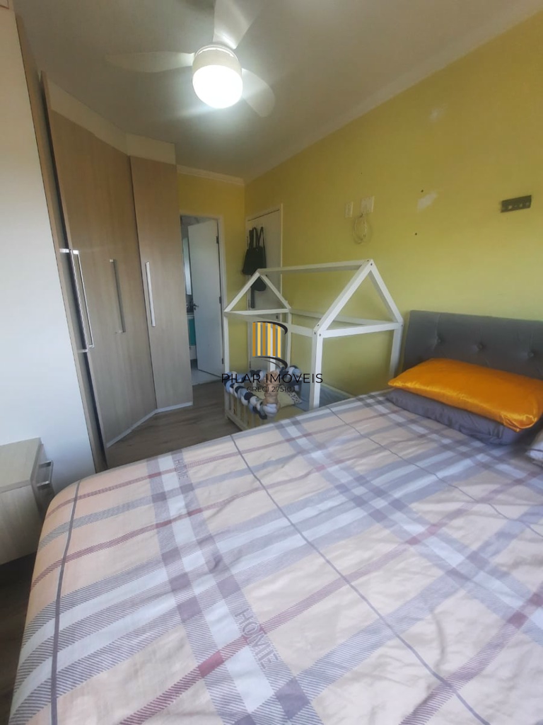 Apartamento 2 dormitórios no bairro Glória