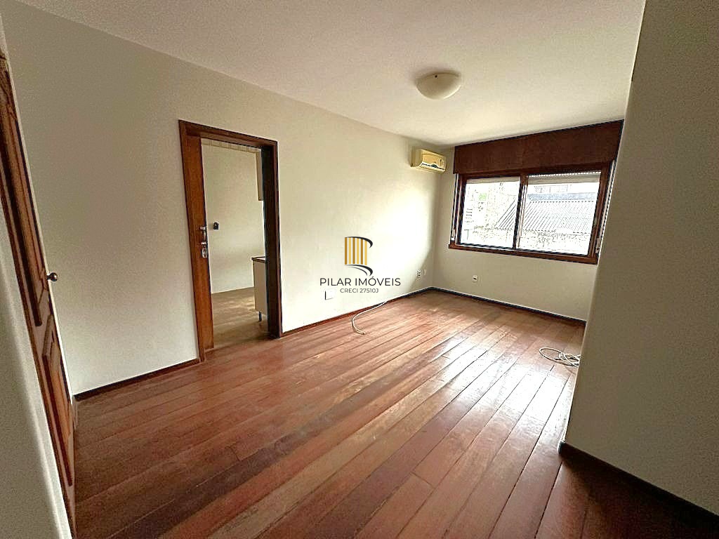 Apartamento 4 dormitórios no bairro Floresta