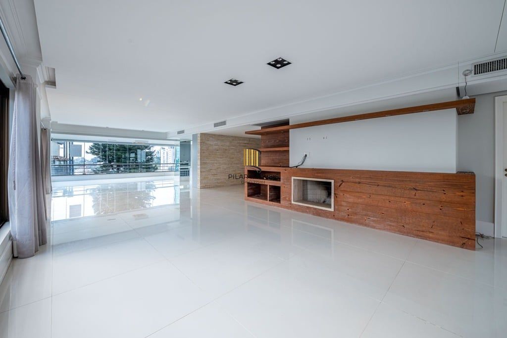 Apartamento 4 dormitórios no bairro Bela Vista