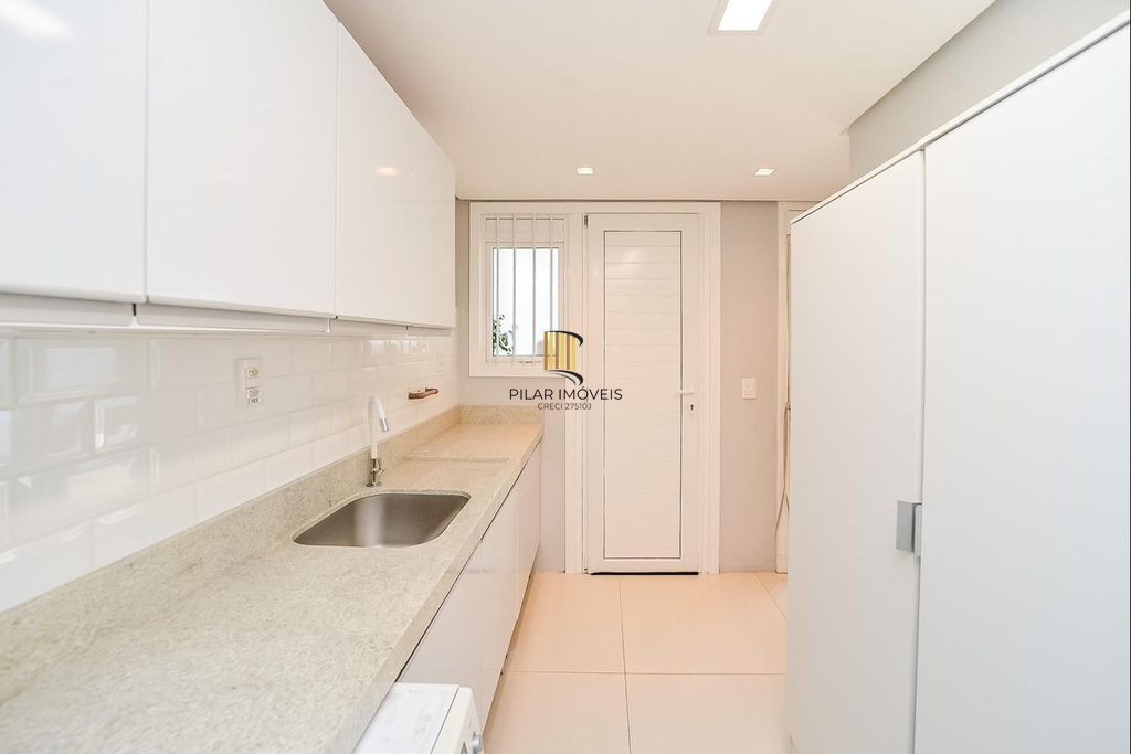 Casa 3 dormitórios no bairro São Sebastião