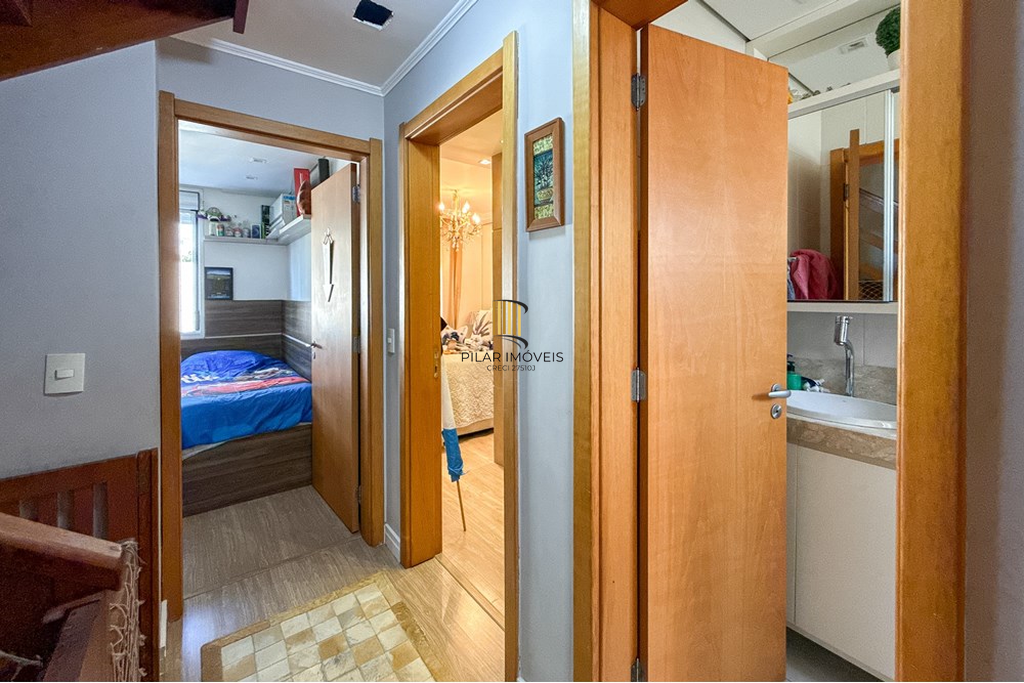 Casa de Condomínio 3 dormitórios no bairro Estância Velha