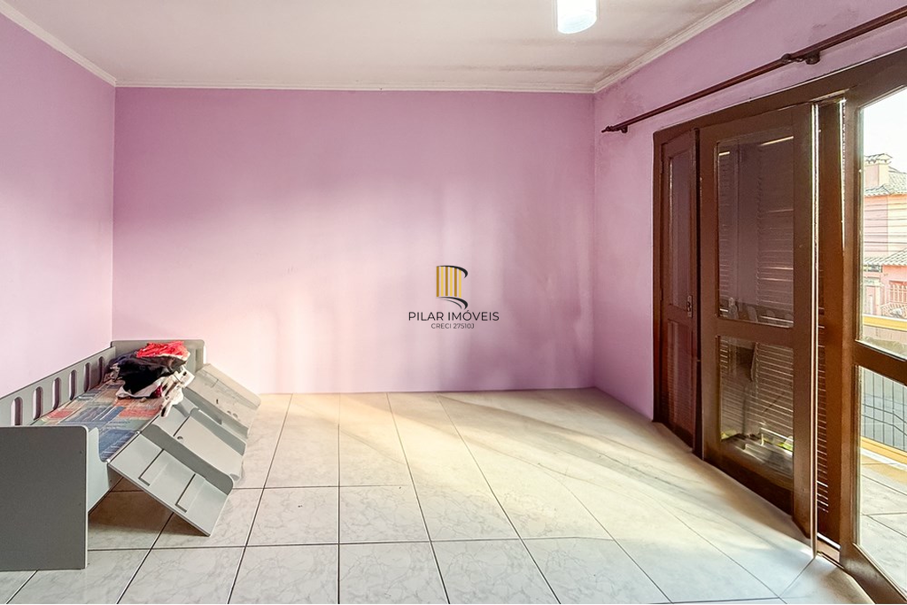 Casa 3 dormitórios no bairro Niterói