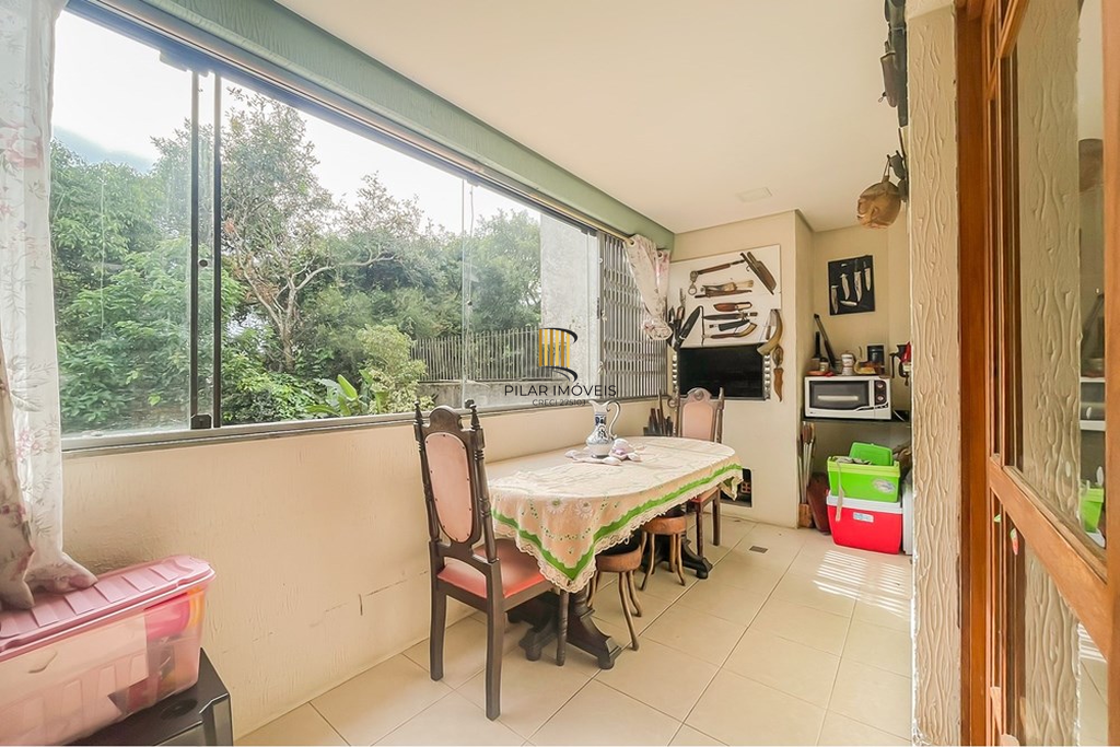 Casa 3 dormitórios no bairro Aberta dos Morros