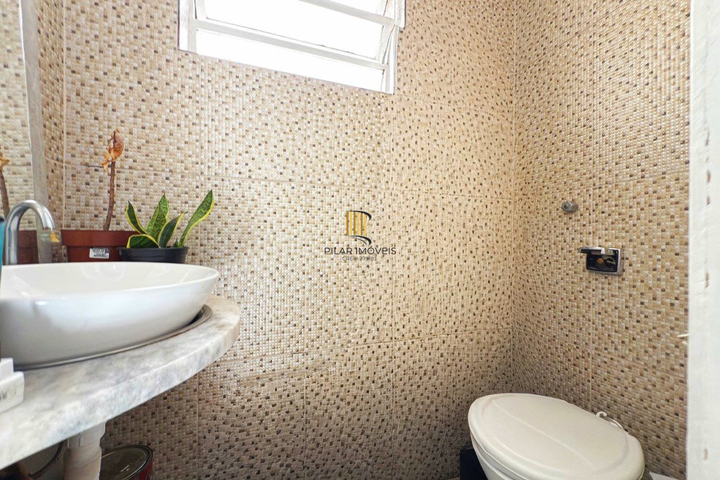 Apartamento 2 dormitórios no bairro Azenha