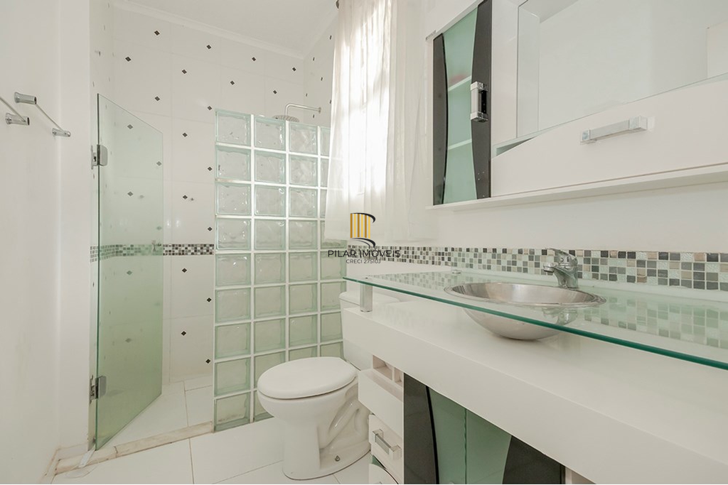 Casa 3 dormitórios no bairro Jardim Itu Sabará