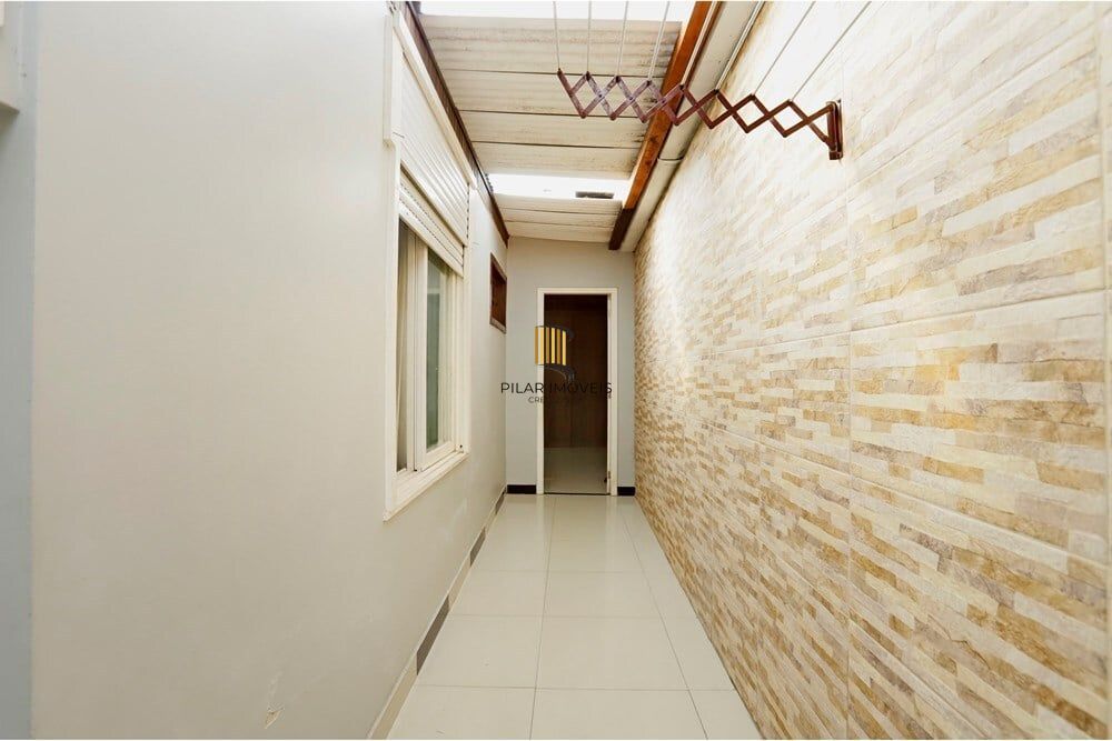 Casa 3 dormitórios no bairro Rubem Berta