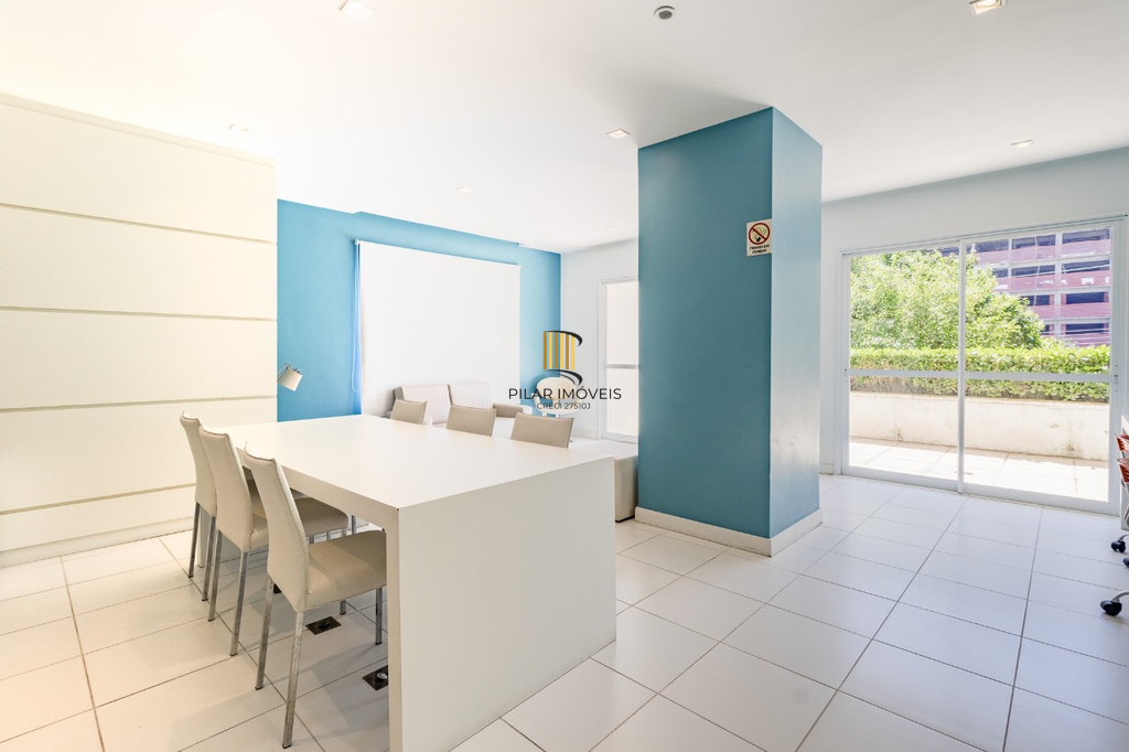 Apartamento 2 dormitórios no bairro Passo da Areia