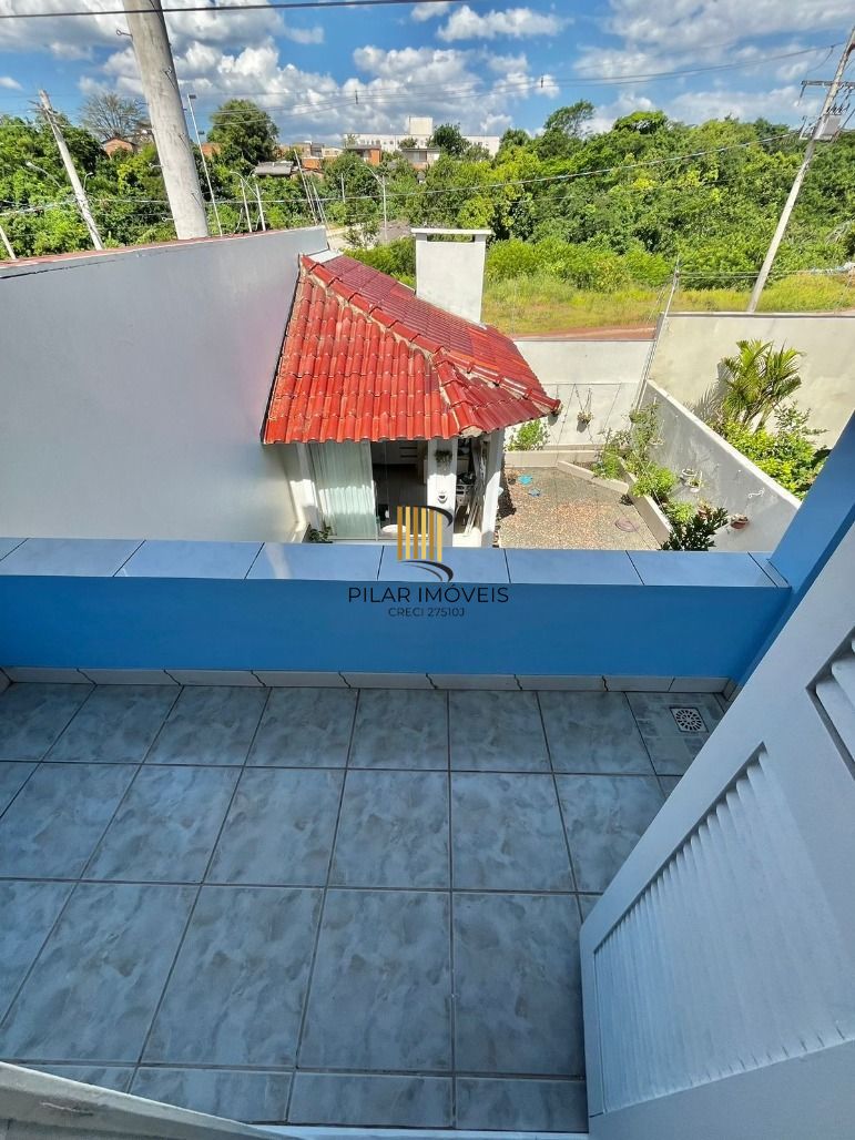 Sobrado 4 dormitórios no bairro Jardim Itu