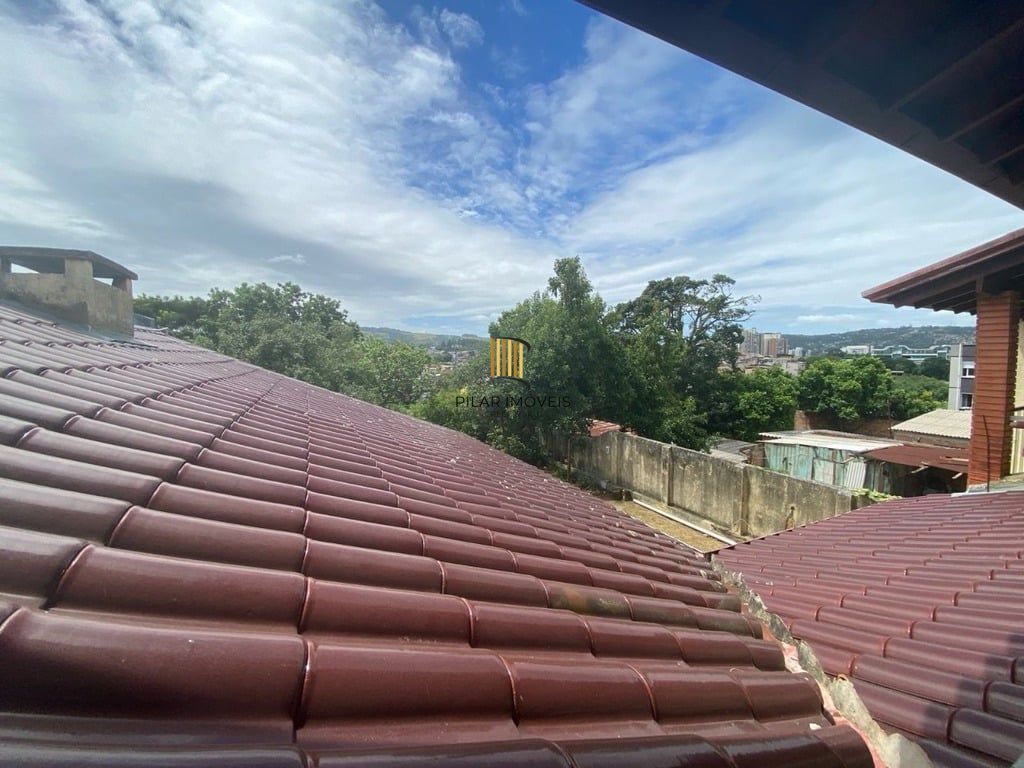 Casa 3 dormitórios no bairro Jardim do Salso