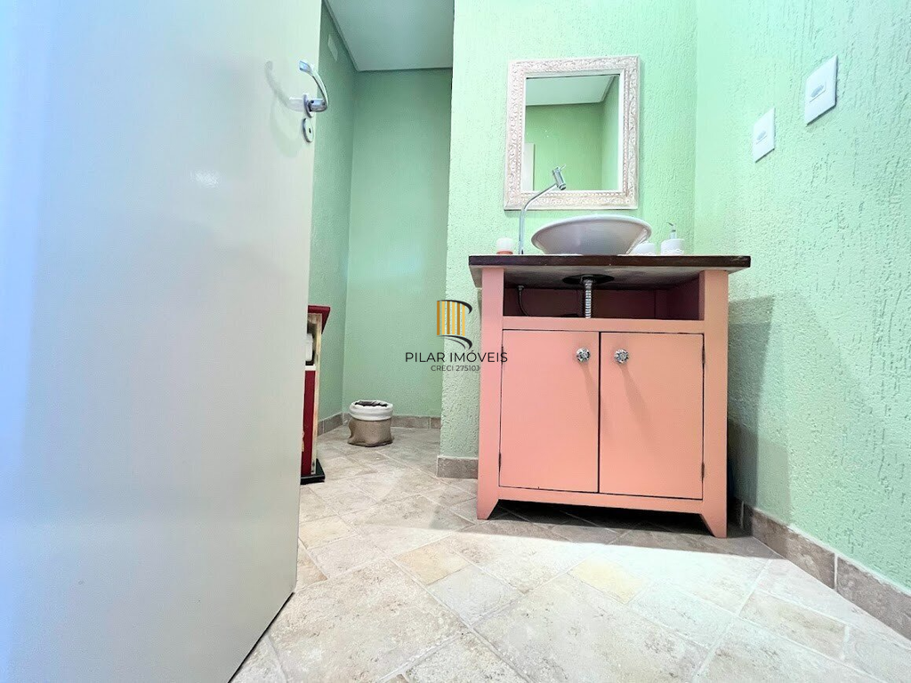 Casa de Condomínio 3 dormitórios no bairro Vila Nova