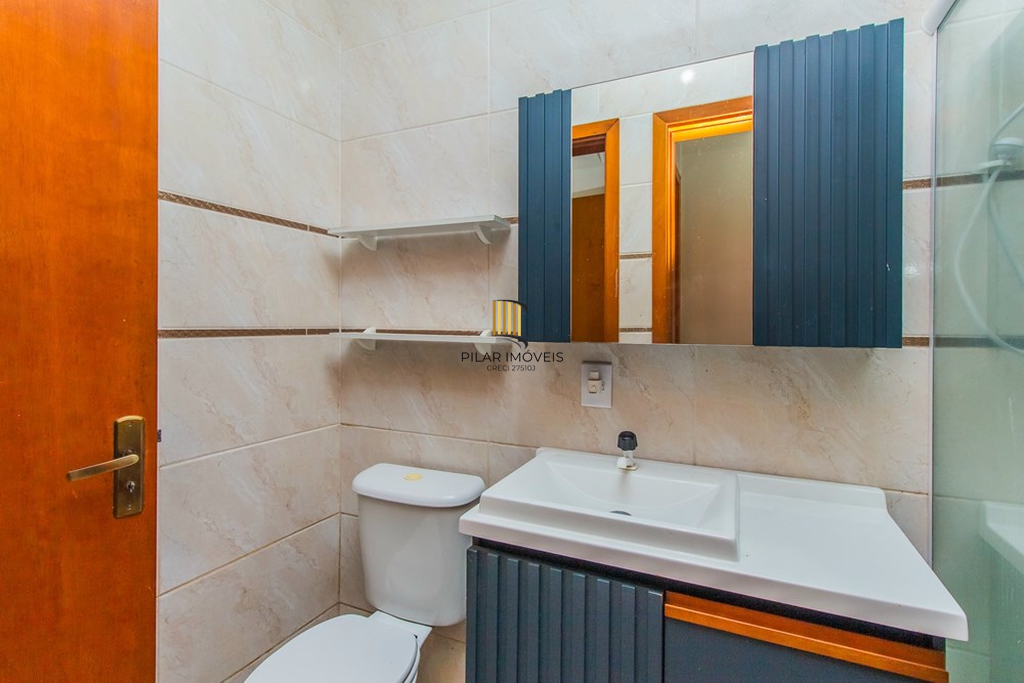 Casa de Condomínio 3 dormitórios no bairro Olaria