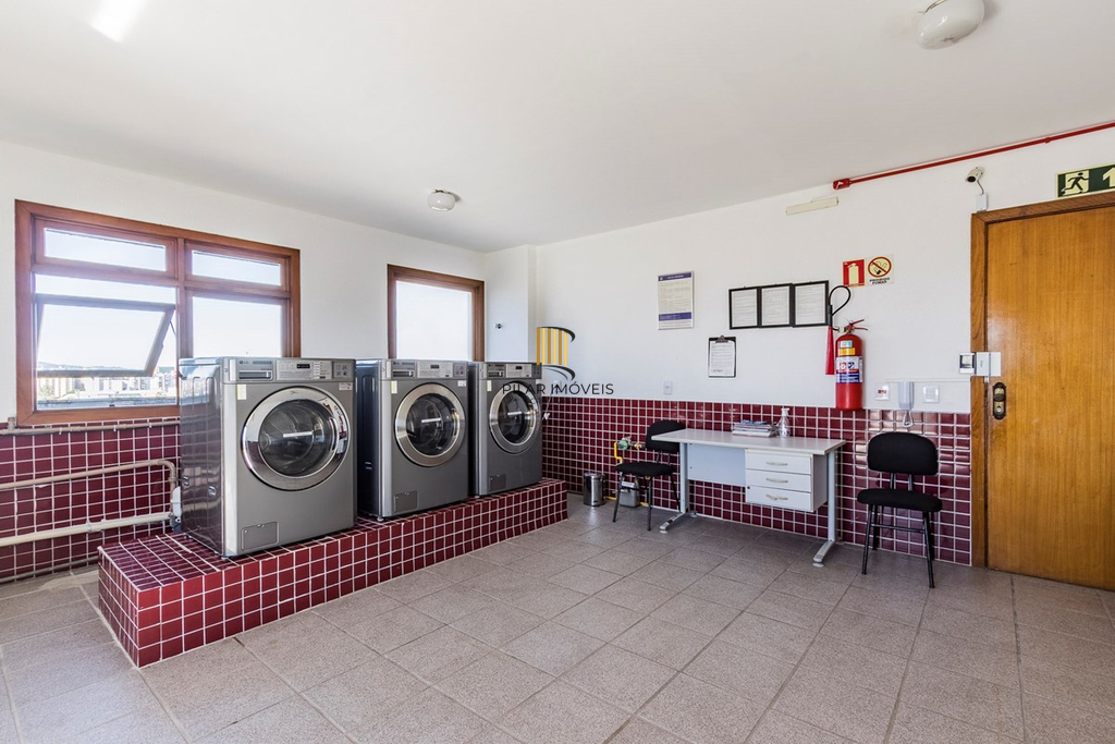 Apartamento 2 dormitórios no bairro Menino Deus