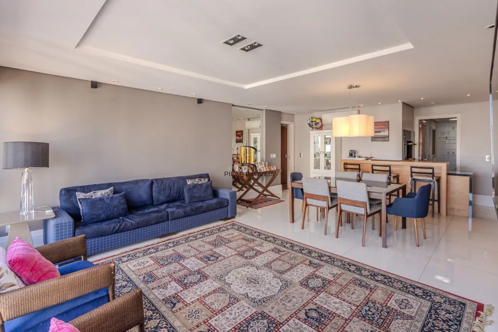 Apartamento 3 dormitórios no bairro Petrópolis