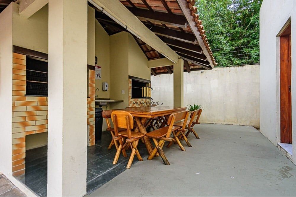 Apartamento 2 dormitórios no bairro Glória