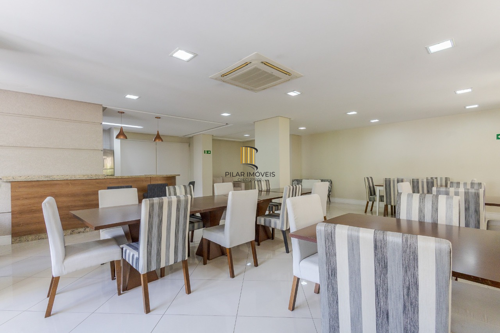 Apartamento 2 dormitórios no bairro Auxiliadora