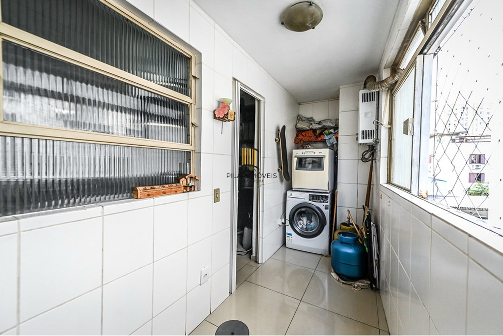 Apartamento 2 dormitórios no bairro Santana