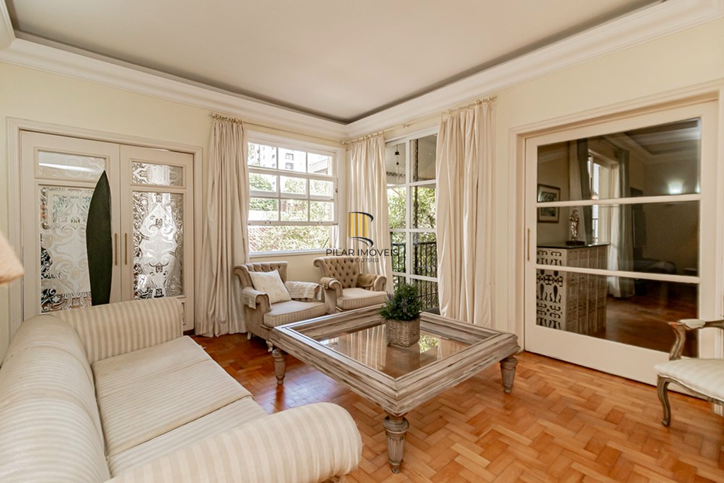 Apartamento 3 dormitórios no bairro Mont Serrat