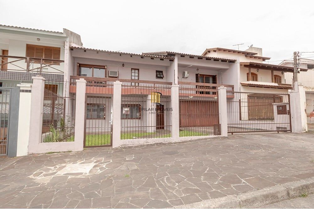 Casa 4 dormitórios no bairro Jardim Itu