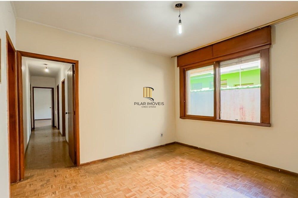 Casa 3 dormitórios no bairro Jardim Lindóia