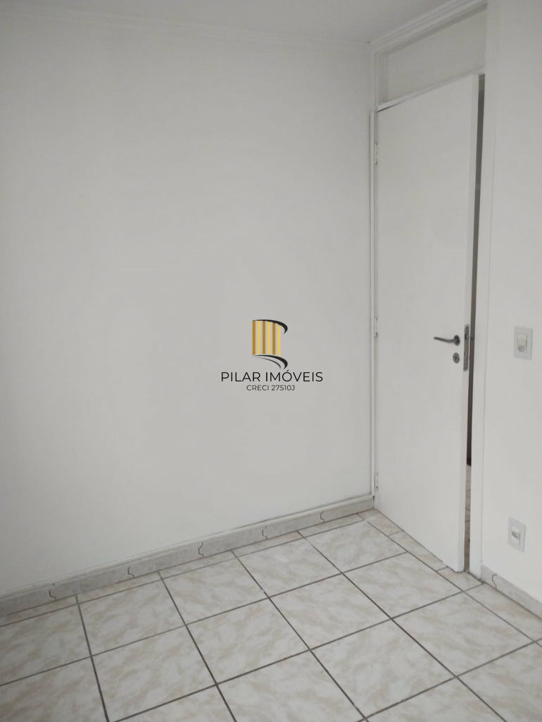 Casa de Condomínio 4 dormitórios no bairro Jardim Itu