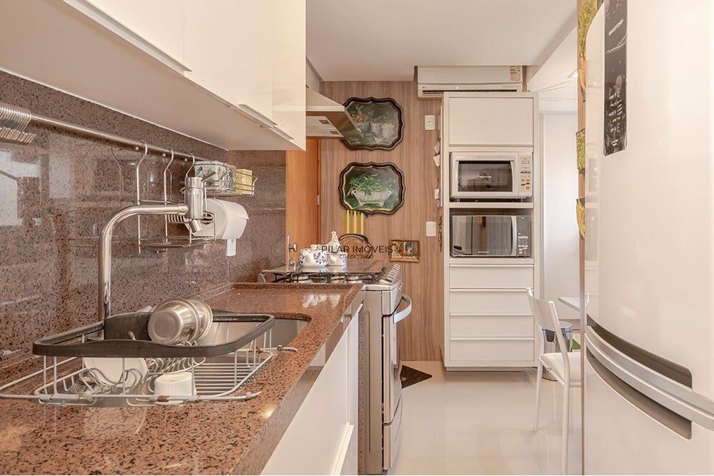 Apartamento 3 dormitórios no bairro Petrópolis