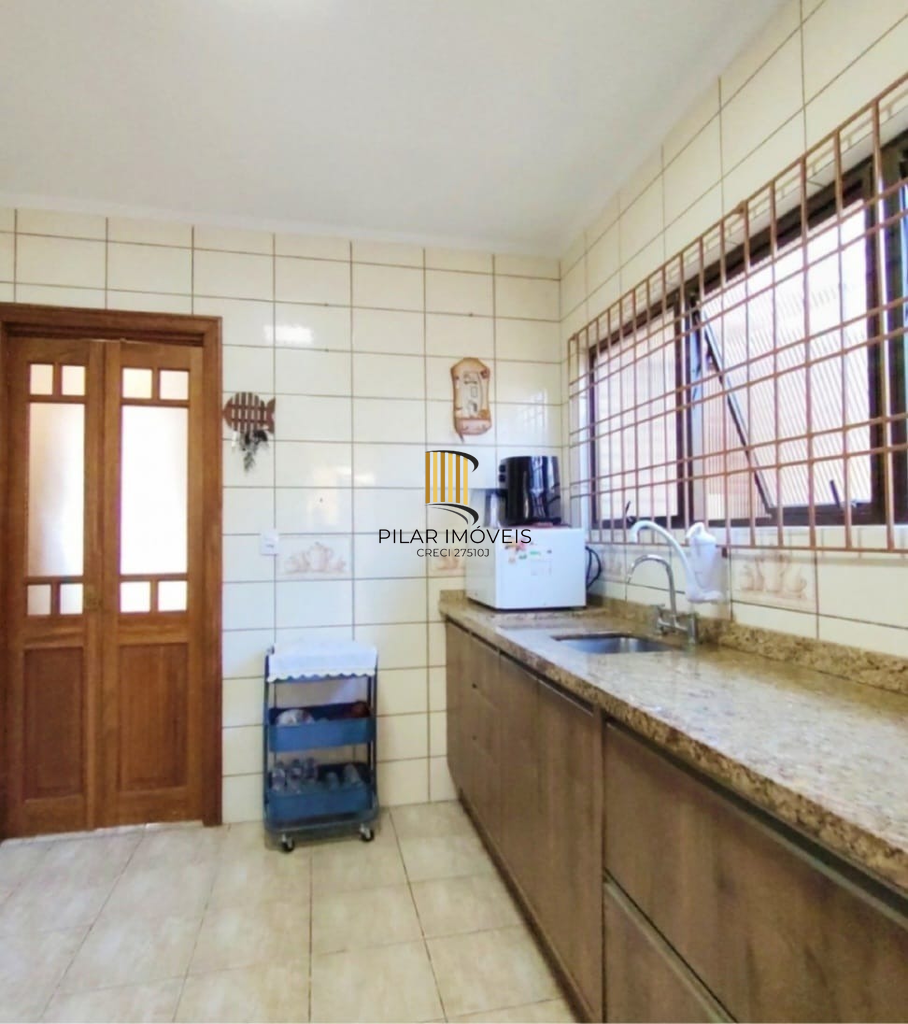 Casa 4 dormitórios no bairro Jardim Itu