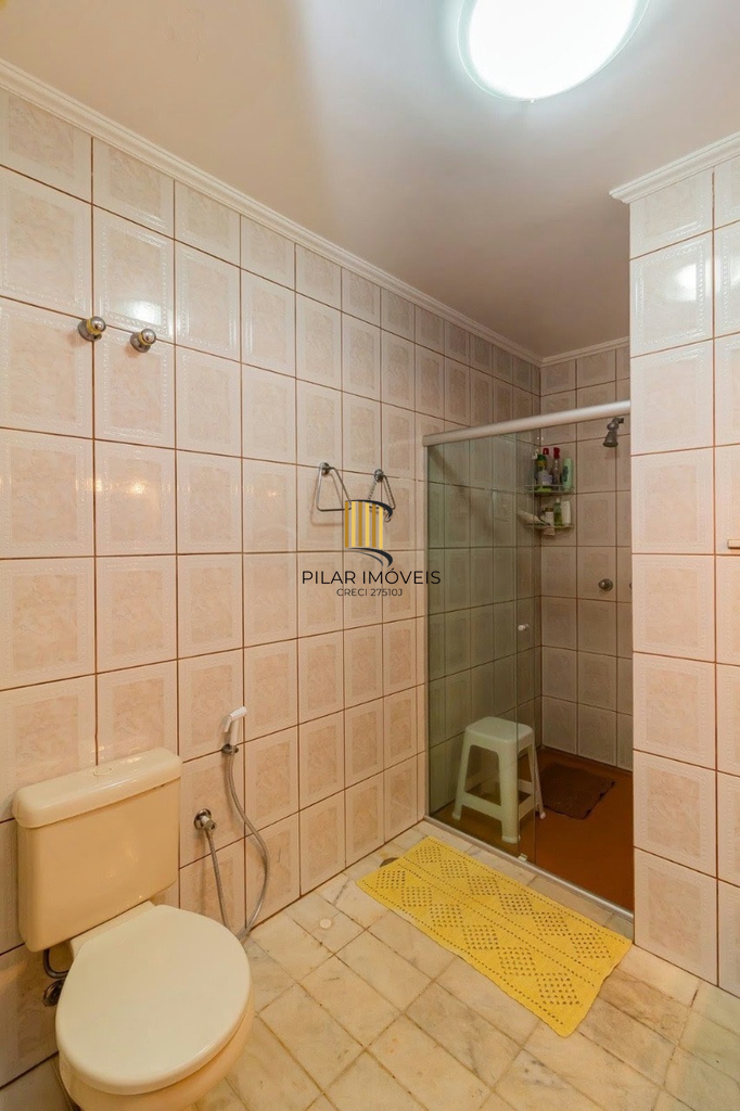 Casa 3 dormitórios no bairro Menino Deus