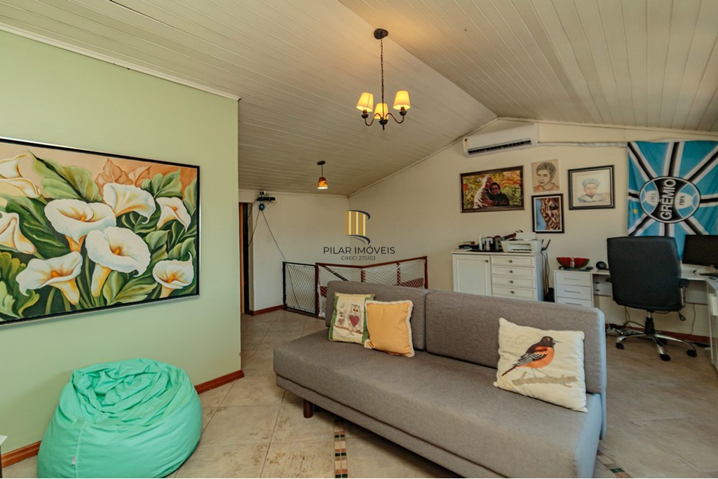 Casa 3 dormitórios no bairro Chácara das Pedras