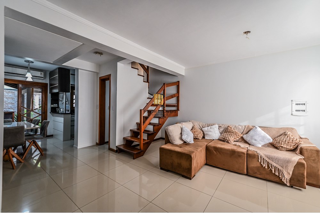 Casa de Condomínio 2 dormitórios no bairro Hípica