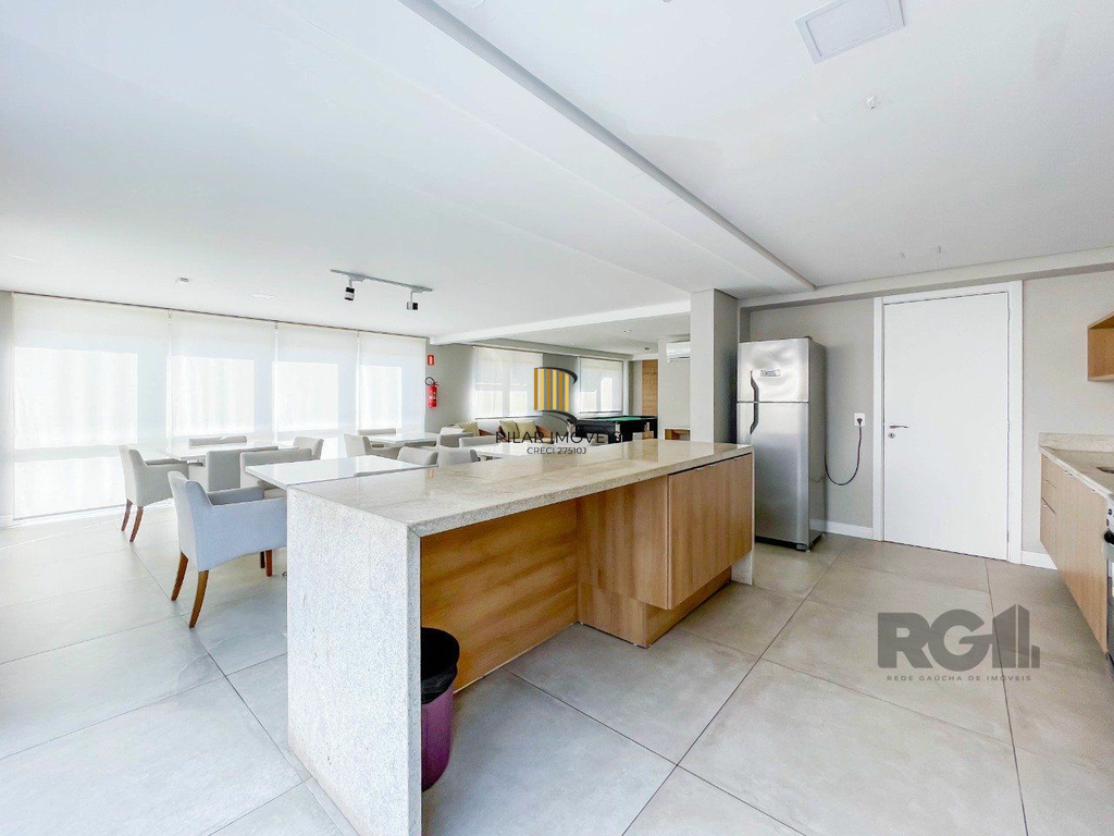 Apartamento 2 dormitórios no bairro Menino Deus