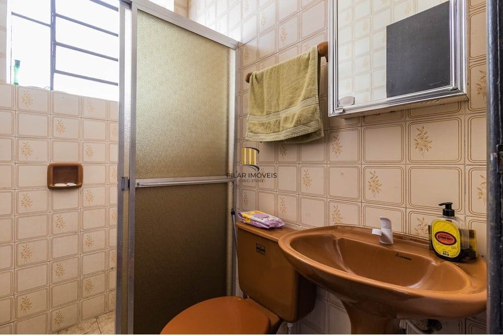 Casa 3 dormitórios no bairro Partenon