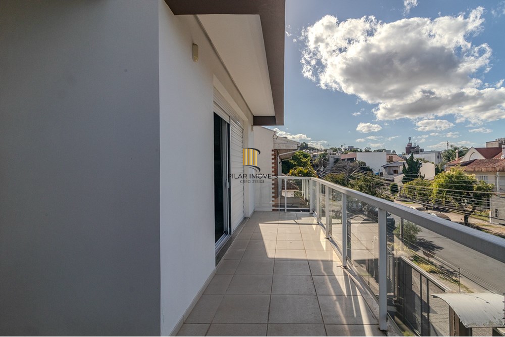 Casa 4 dormitórios no bairro Chácara das Pedras